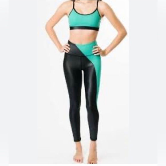 Zyia Jade And Black Leggings - Picture 1 of 5